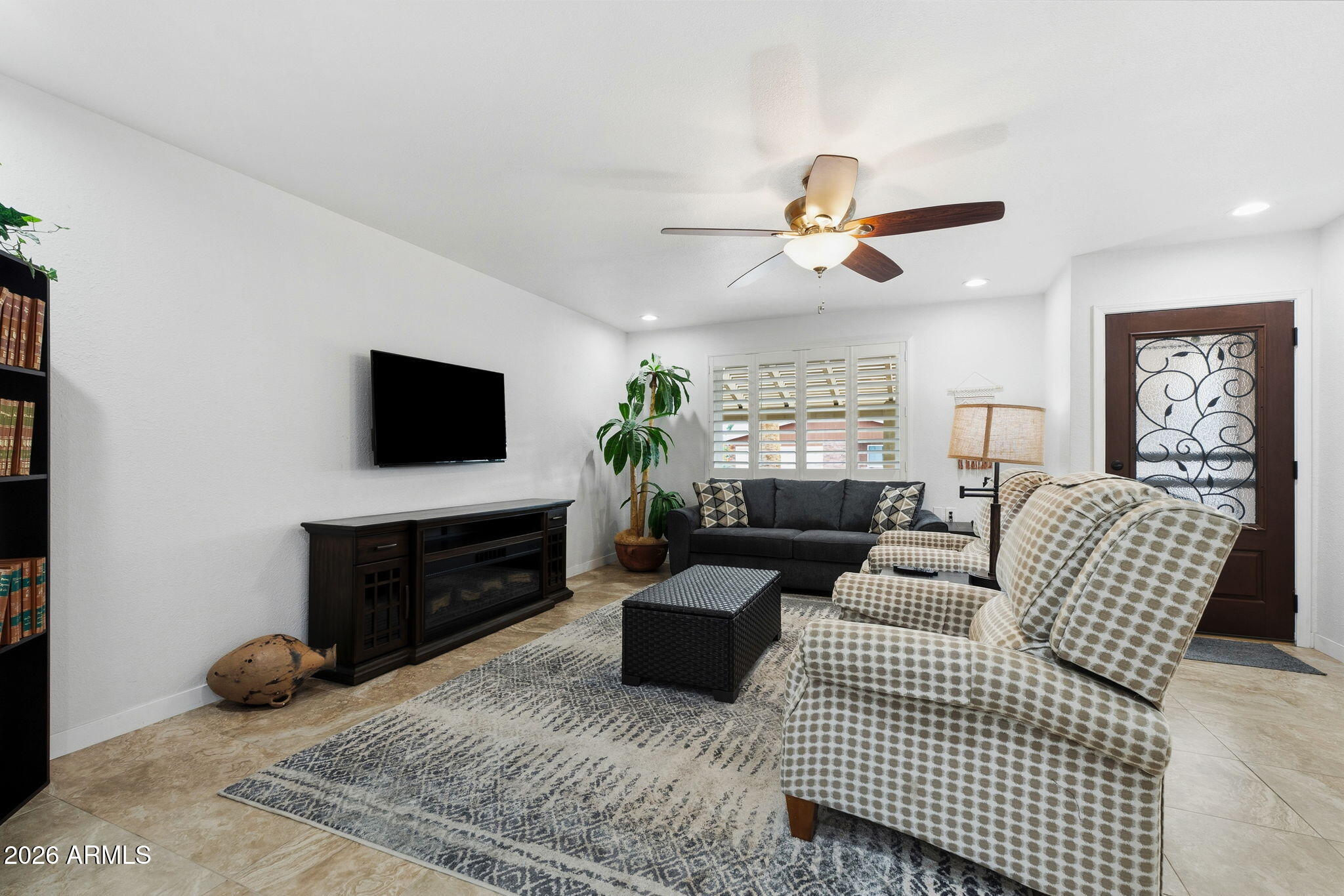 1038 LEISURE WORLD --