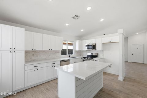 12430 N 42ND Avenue Phoenix AZ 85029