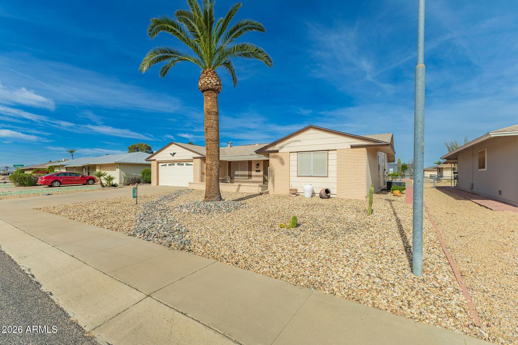 Photo of 10910 W Hutton Drive, Sun City, AZ 85351 (MLS # 6994007)