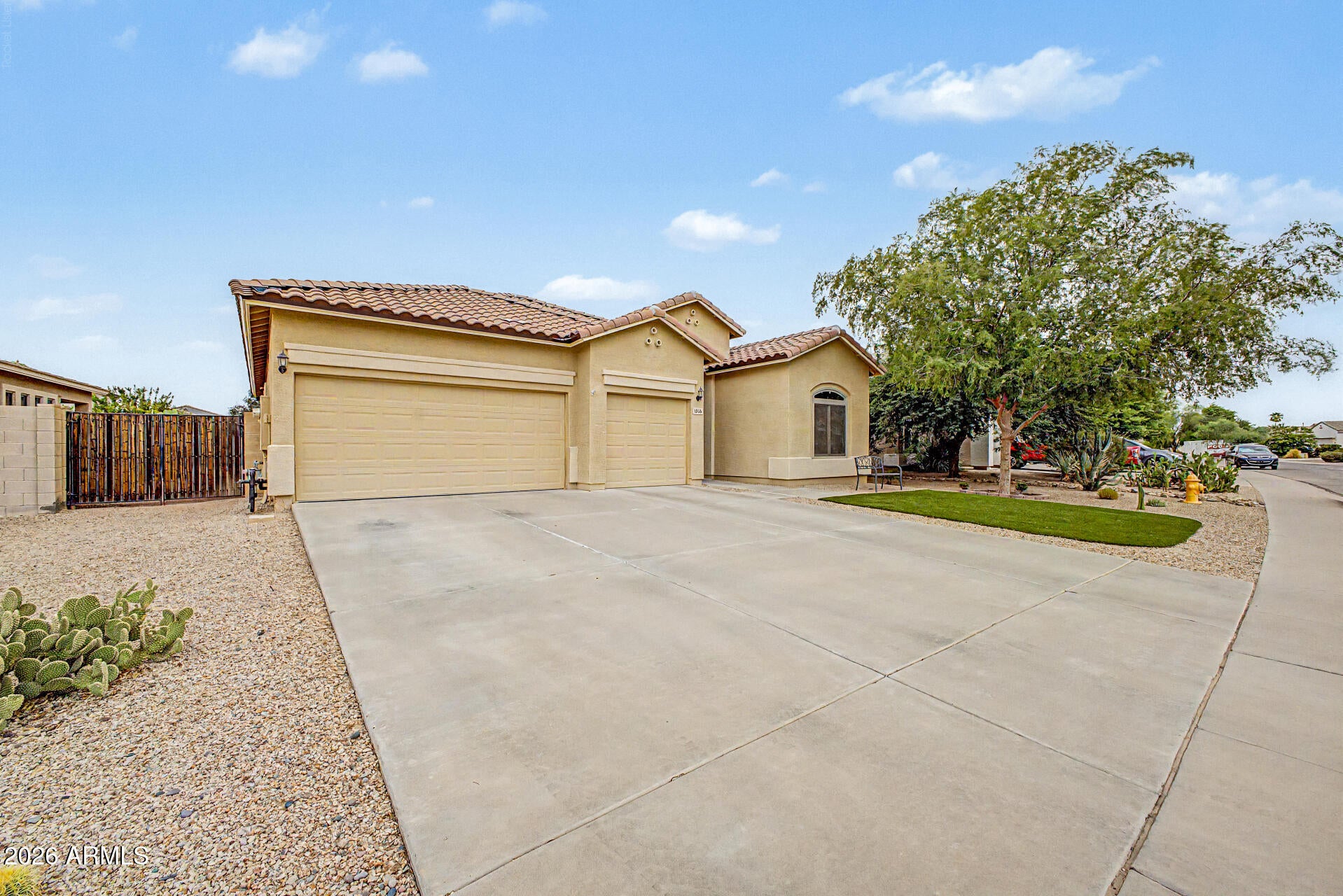 1046 W AYRSHIRE Trail