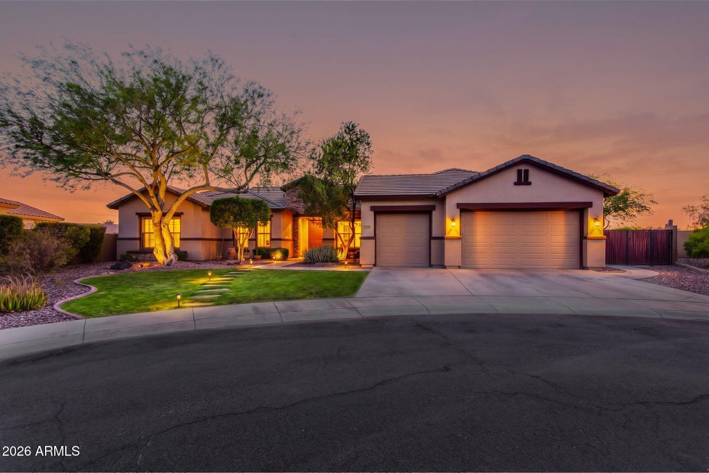 Photo of 40008 N Maidstone Court, Anthem, AZ 85086 (MLS # 7072907)