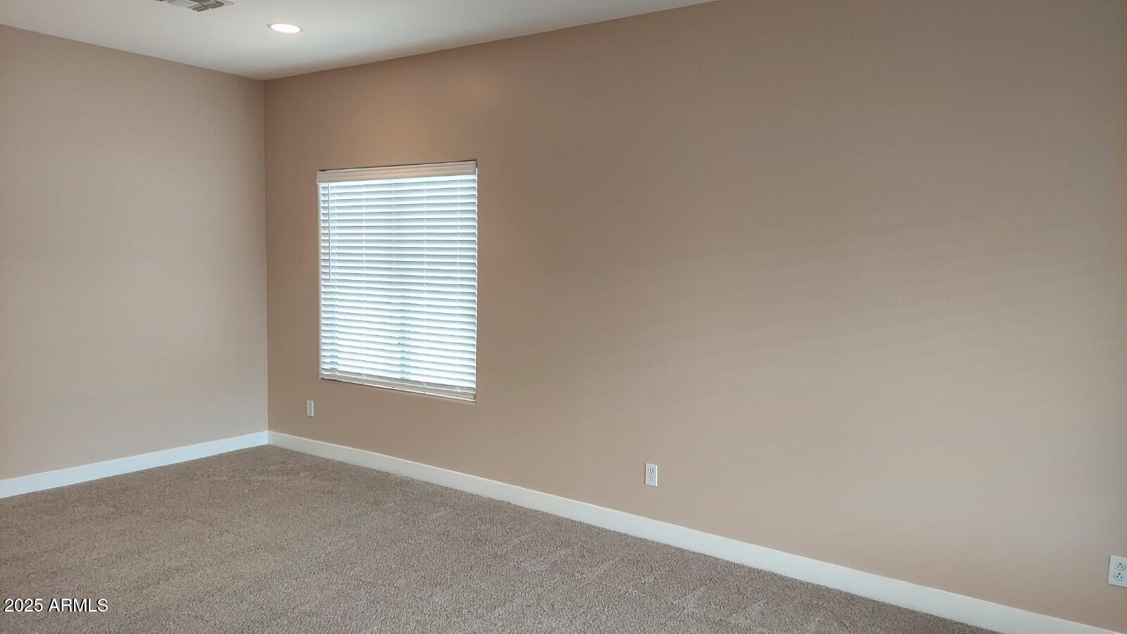 12838 W INDIANOLA Avenue