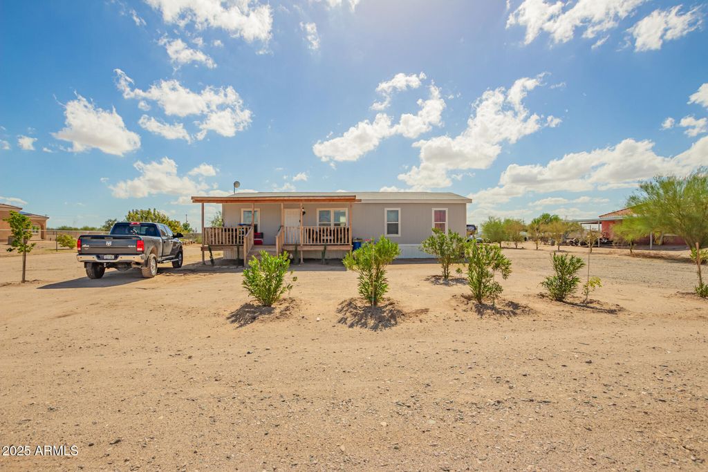 Photo of 38623 W San Juan Avenue, Tonopah, AZ 85354 (MLS # 6935467)