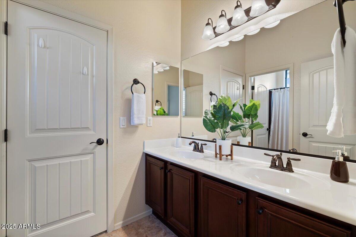 Mesa, Arizona 85207, United States, 4 Bedrooms Bedrooms, ,4 BathroomsBathrooms,Residential,Active,8903