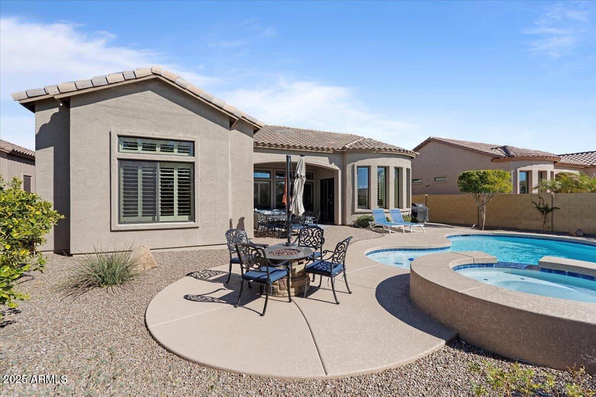 Mesa, Arizona 85207, United States, 4 Bedrooms Bedrooms, ,4 BathroomsBathrooms,Residential,Active,8903