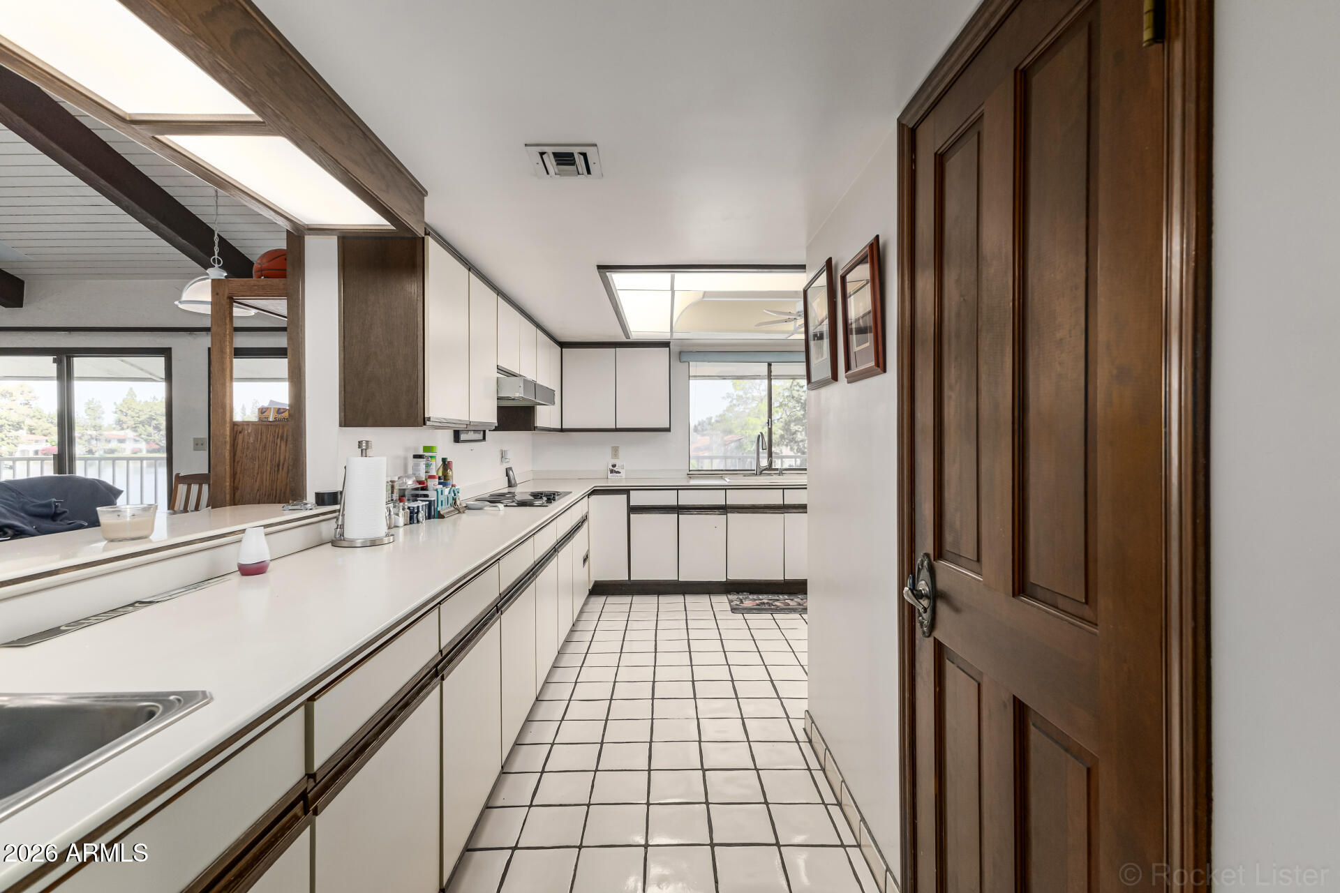 LAKES TRACT B - Residential