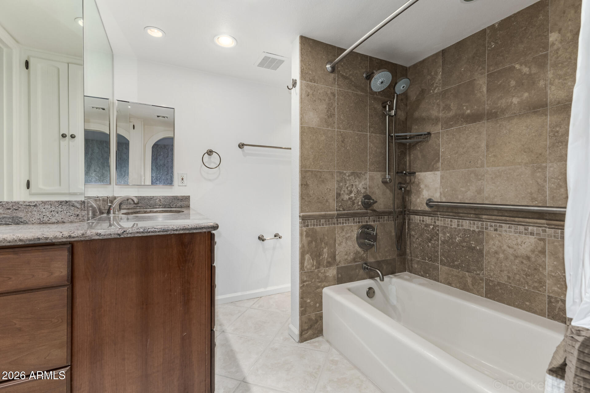 LAKES TRACT B - Residential