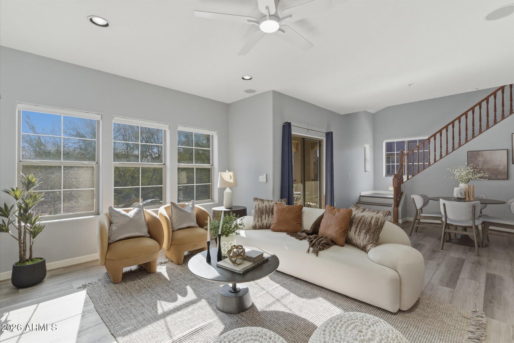 3935 E ROUGH RIDER Road 1156