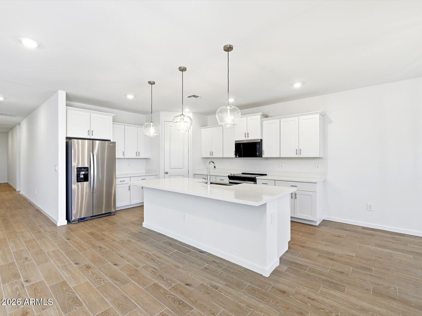 24437 W GWEN Street