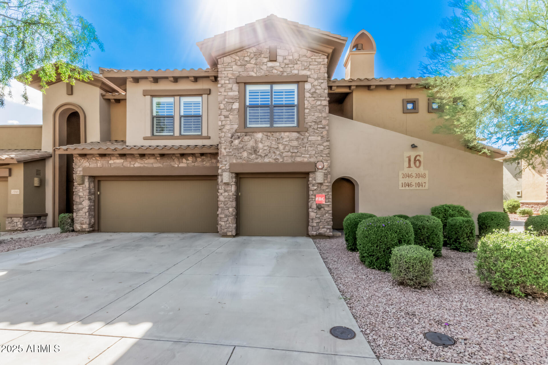 21320 N 56TH Street 2048