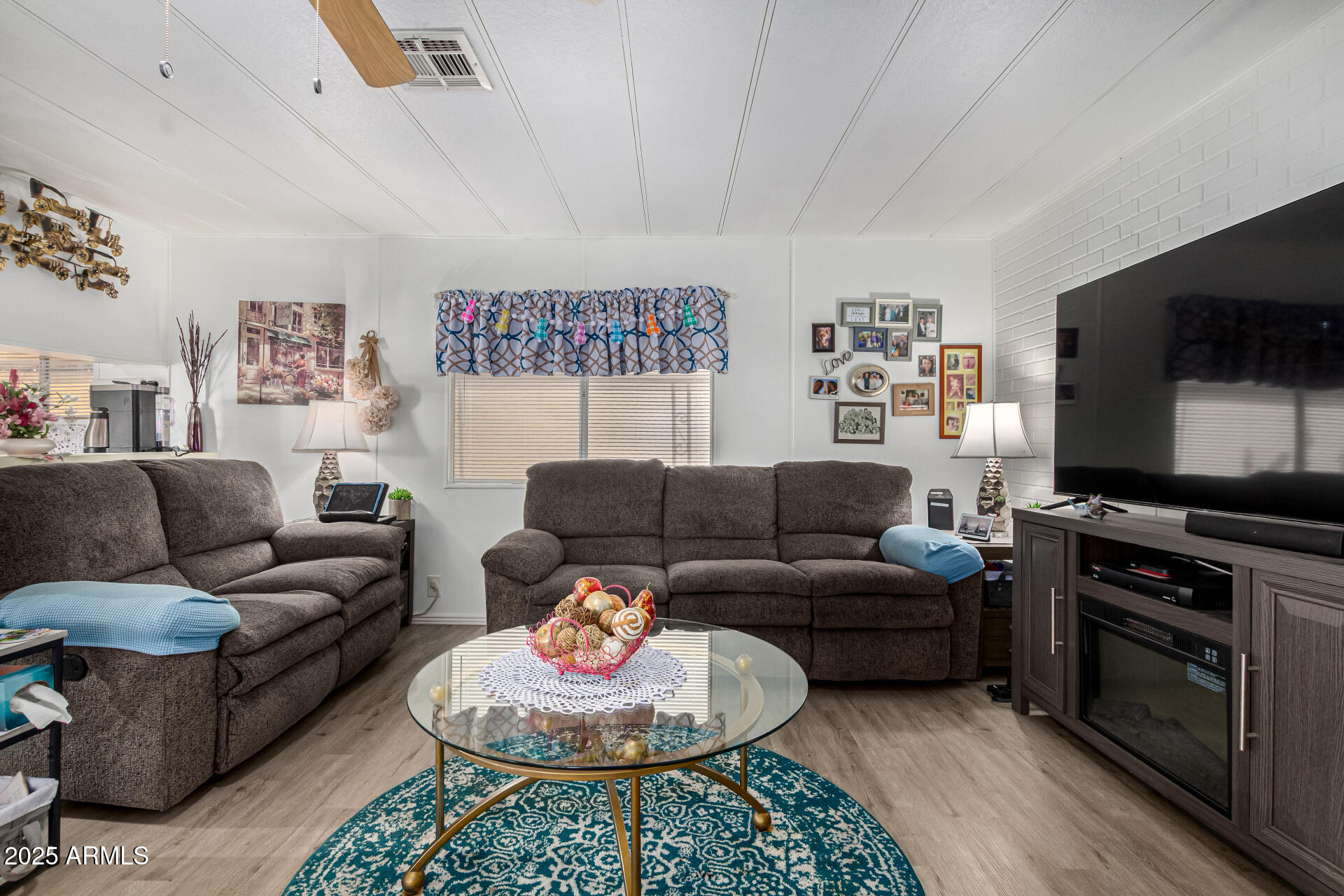 2650 W UNION HILLS Drive 50