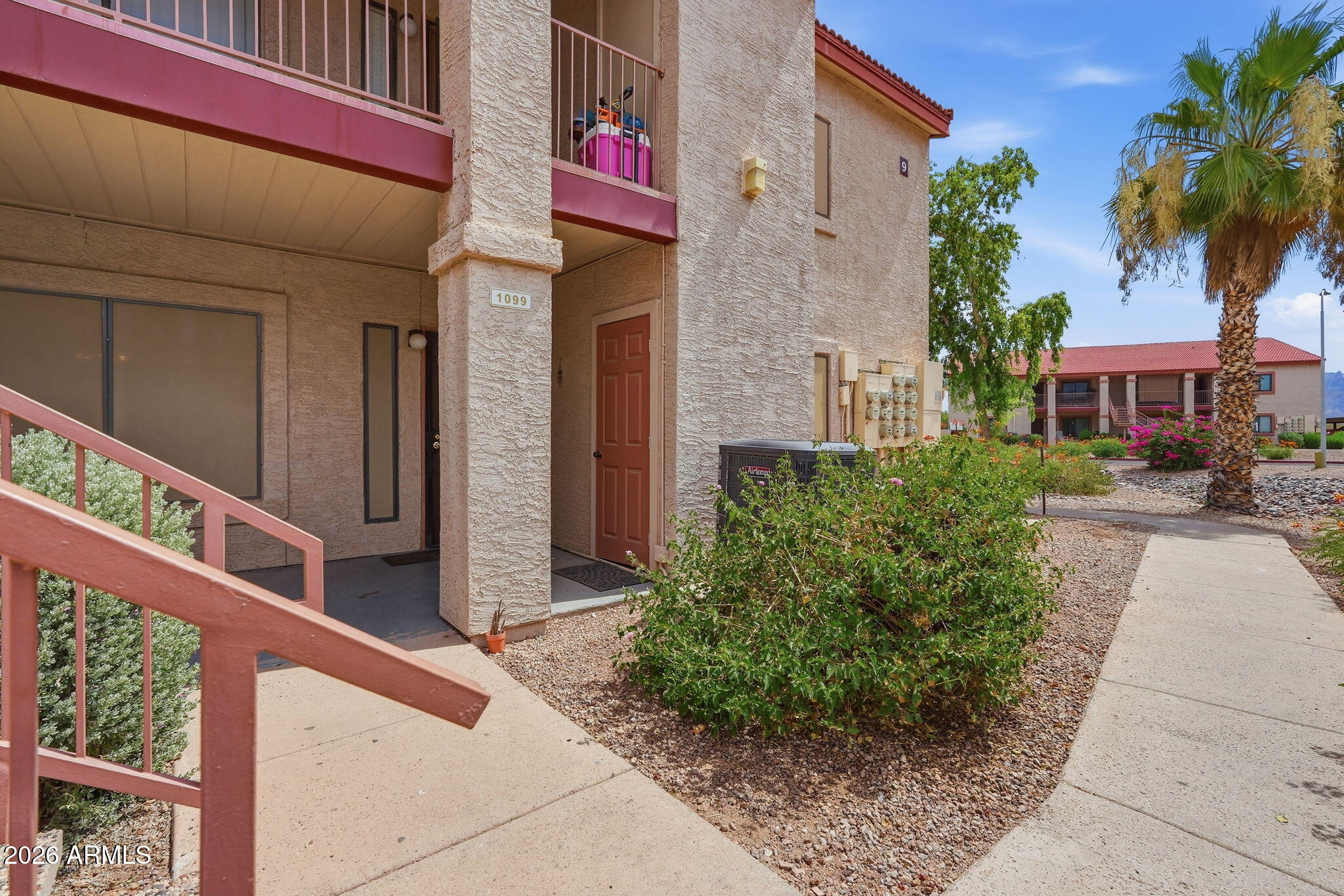 1440 N Idaho Road 1099