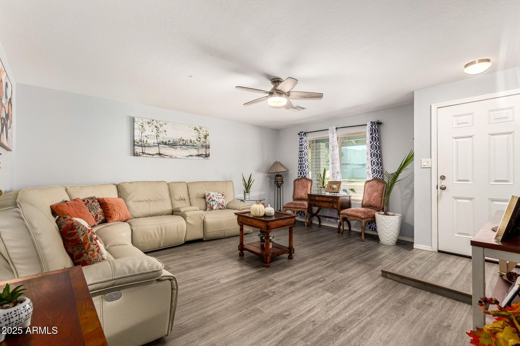 Photo of 4613 W Mountain View Road, Glendale, AZ 85302 (MLS # 6929673)