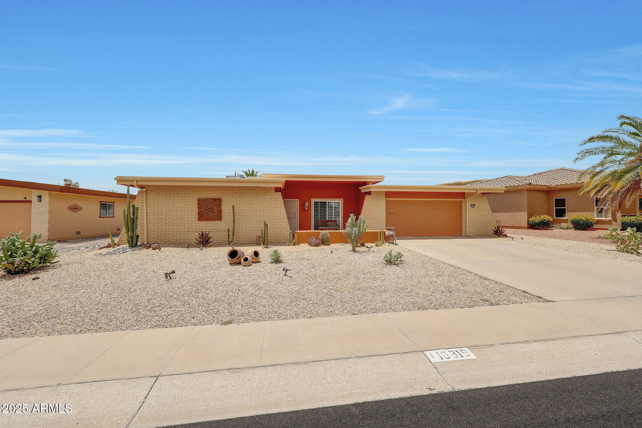 16818 N MEADOW PARK Drive