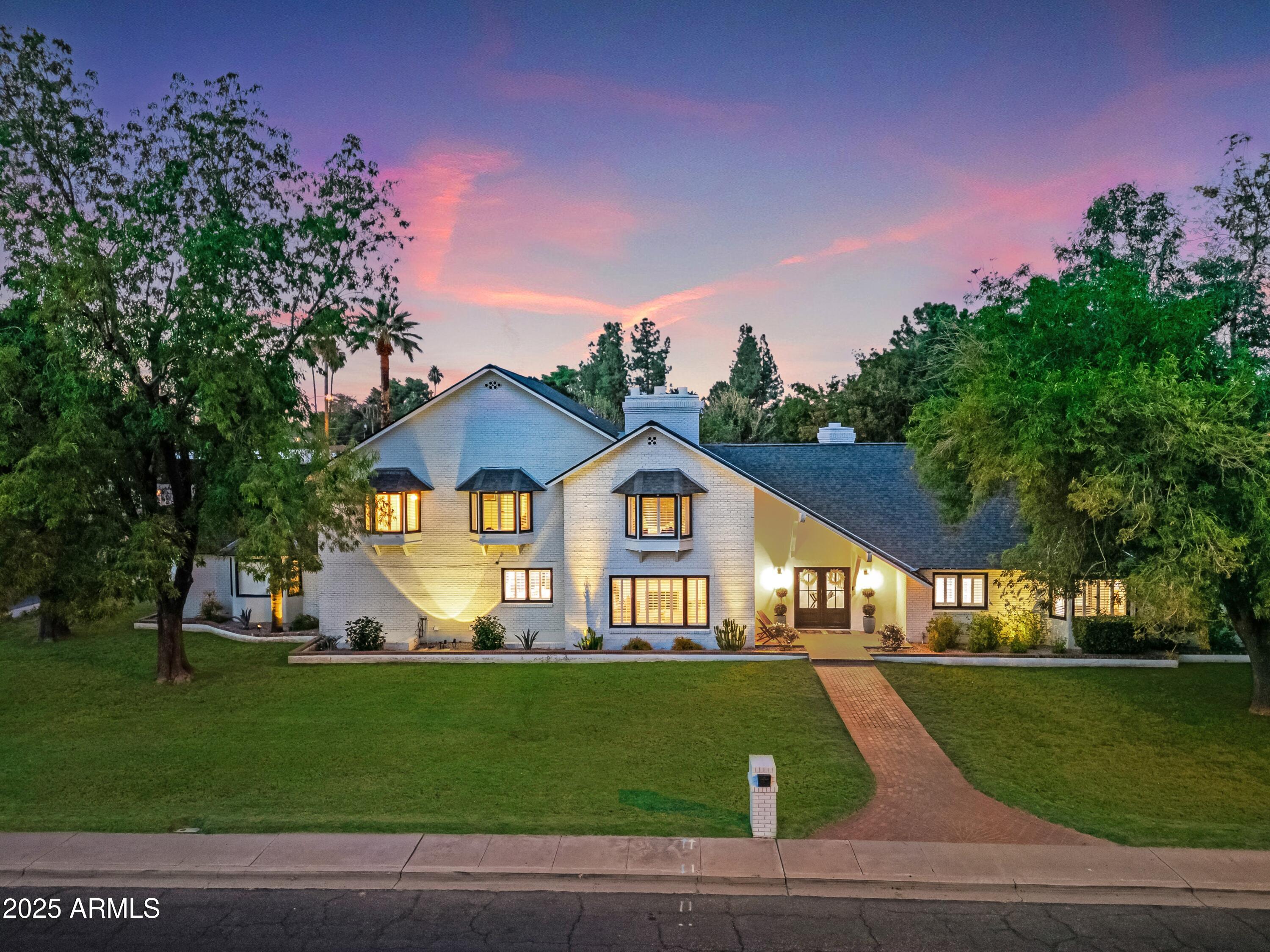 1712 E FAIRFIELD Street