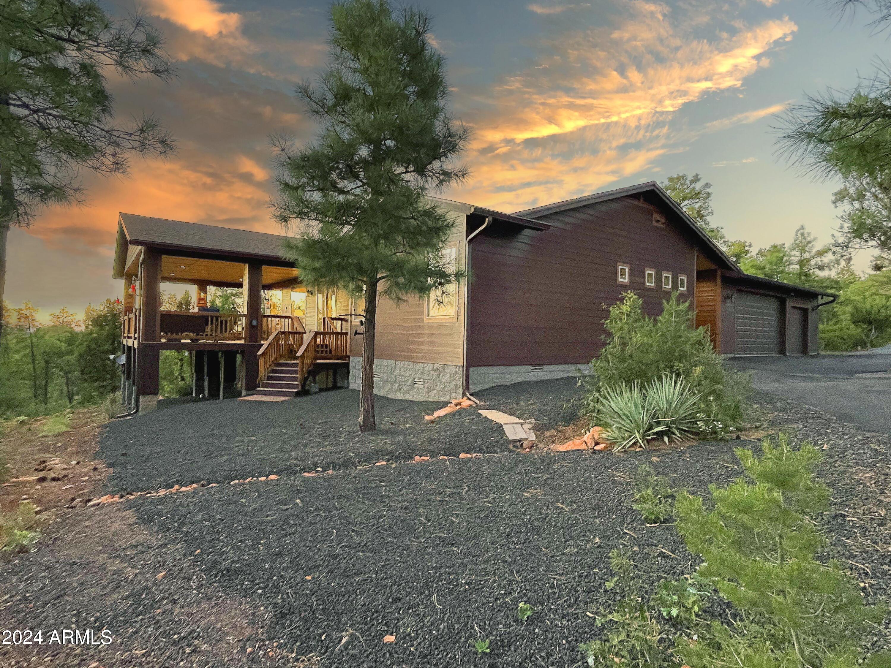 1300 W SIERRA BUENA Court