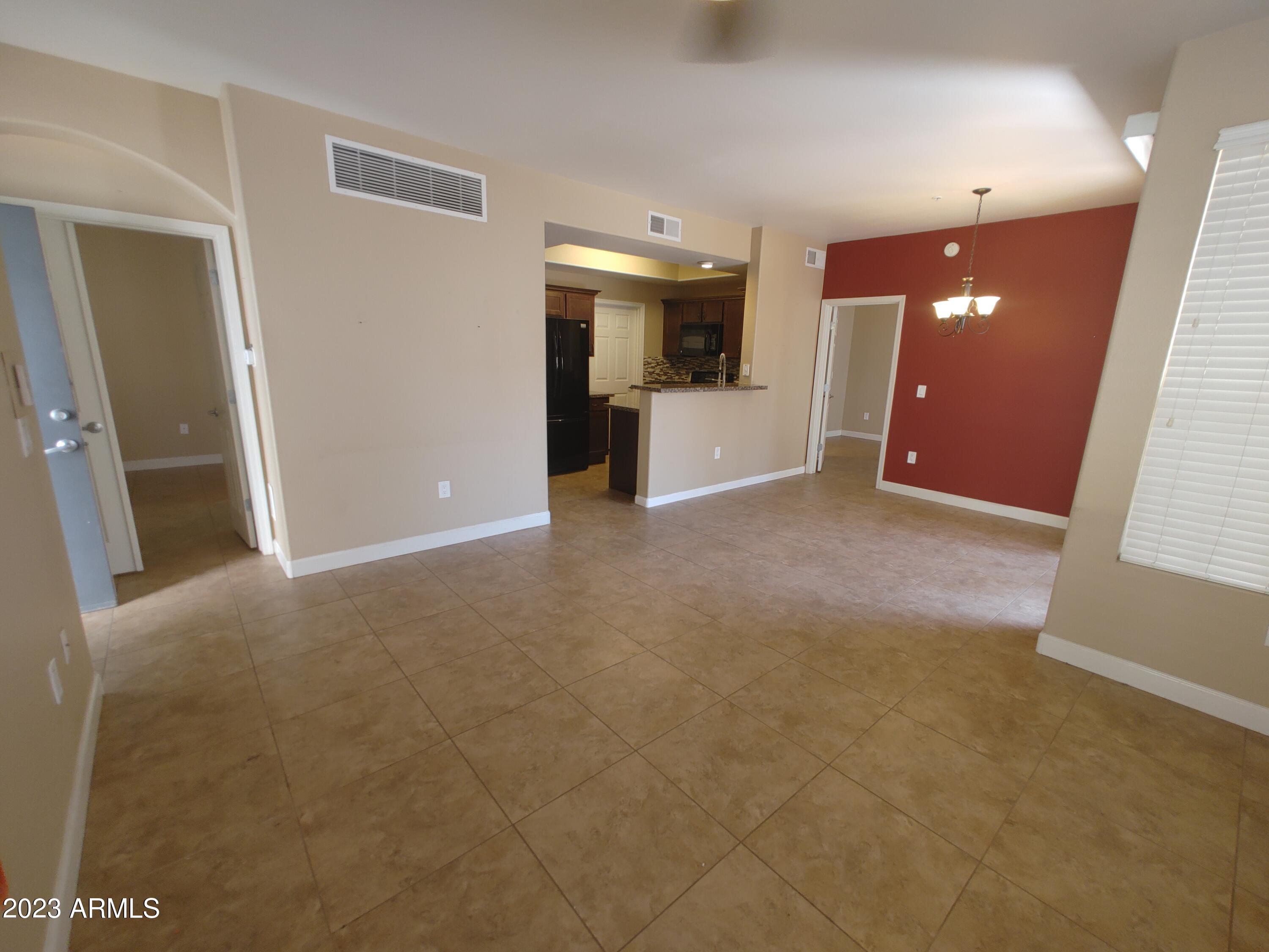 1100 N Priest Drive 1048