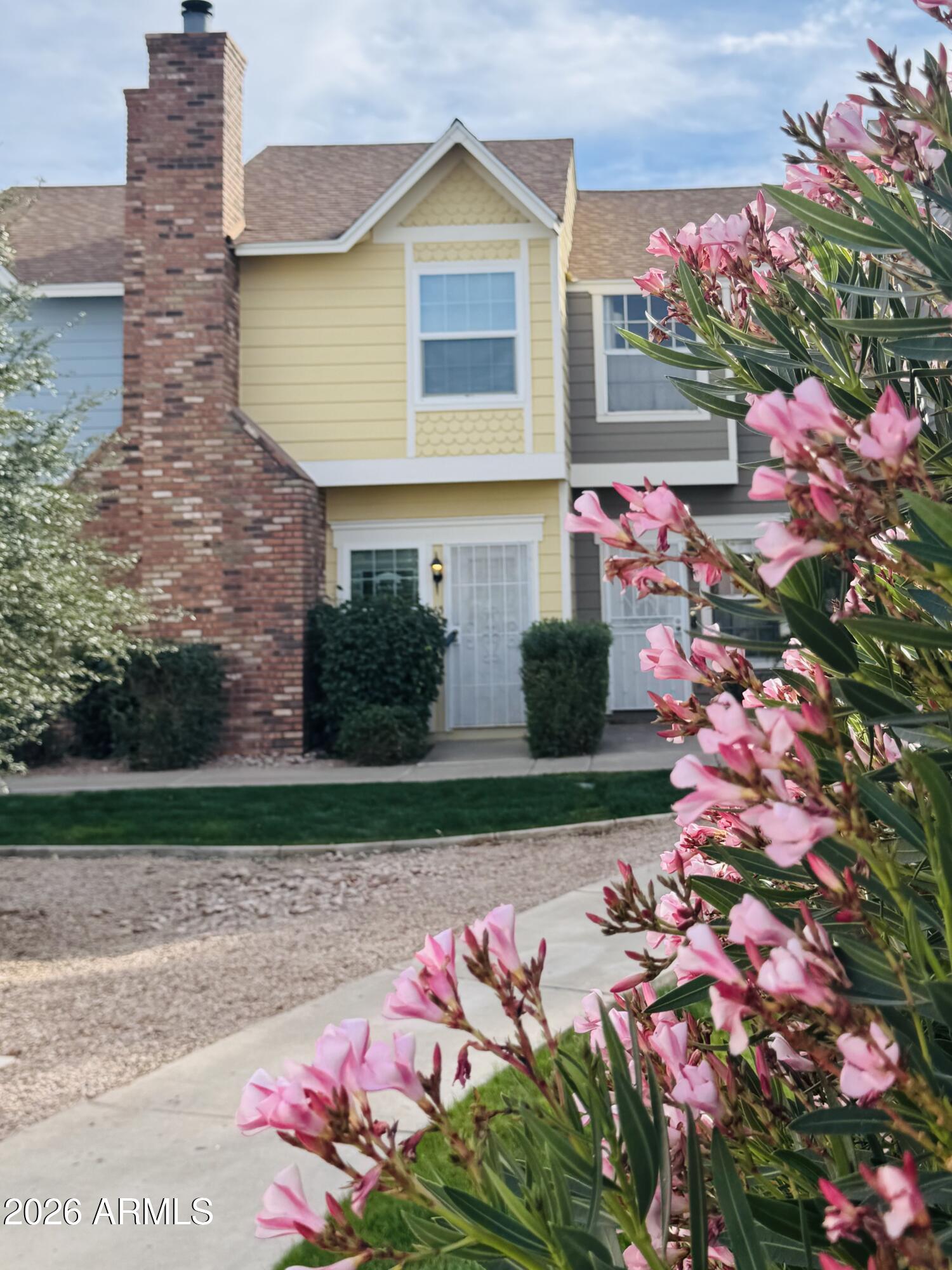 1970 N HARTFORD Street 65