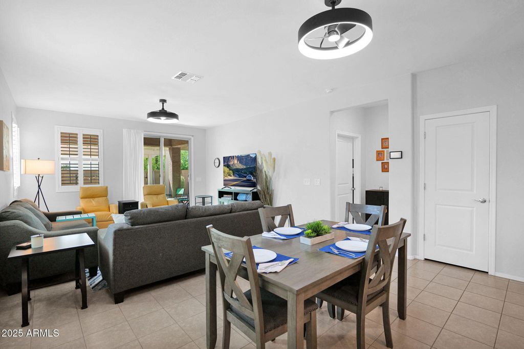 Photo of 455 N Rainbow Way, Casa Grande, AZ 85194 (MLS # 6911625)