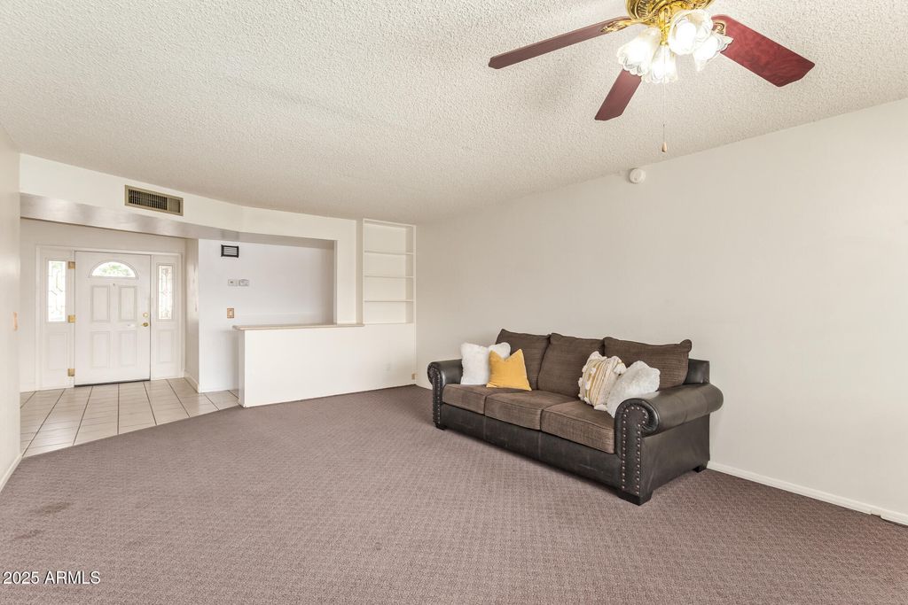 Photo of 1233 E Watson Drive, Tempe, AZ 85283 (MLS # 6933563)