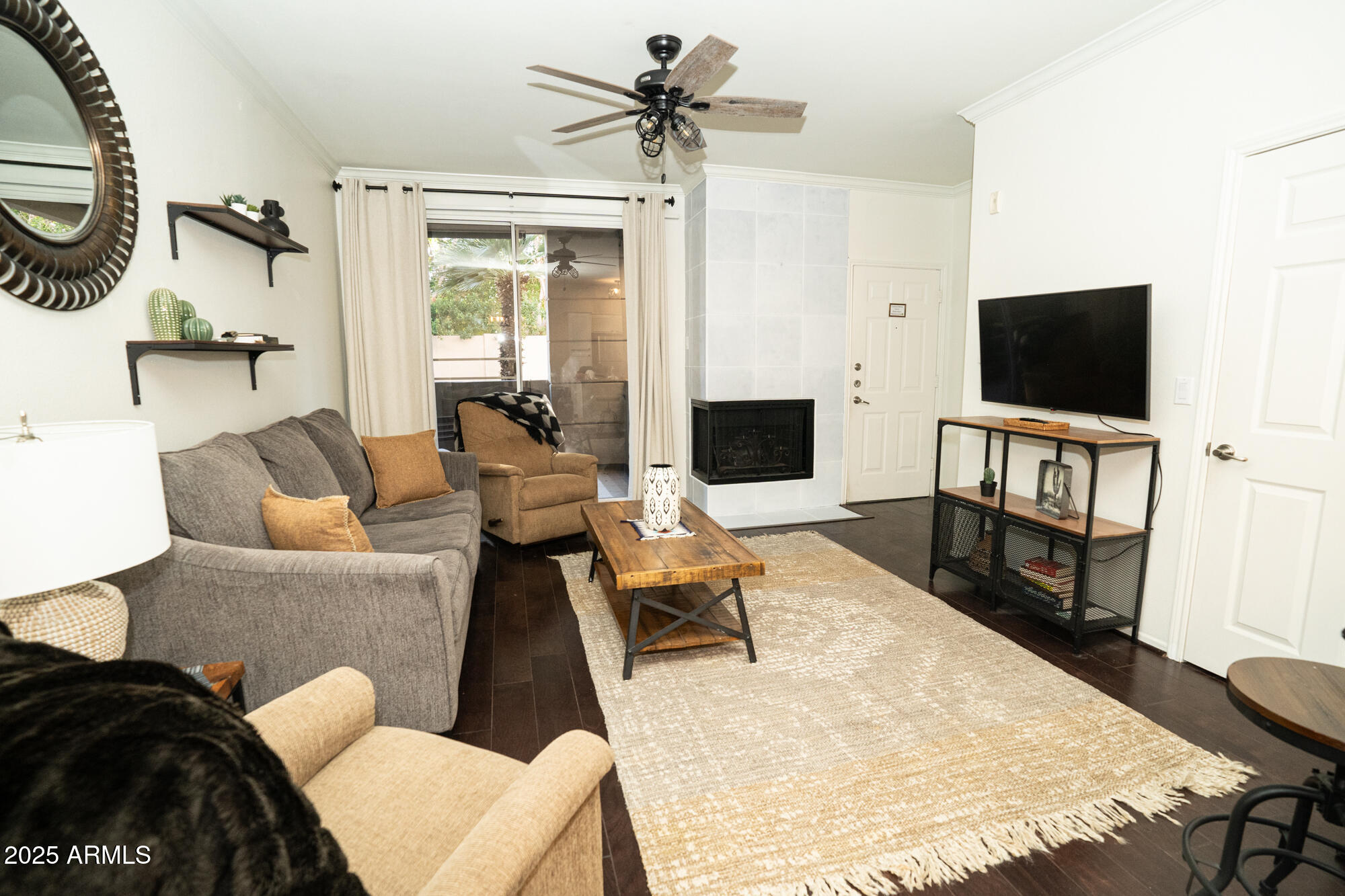 7009 E ACOMA Drive 1063