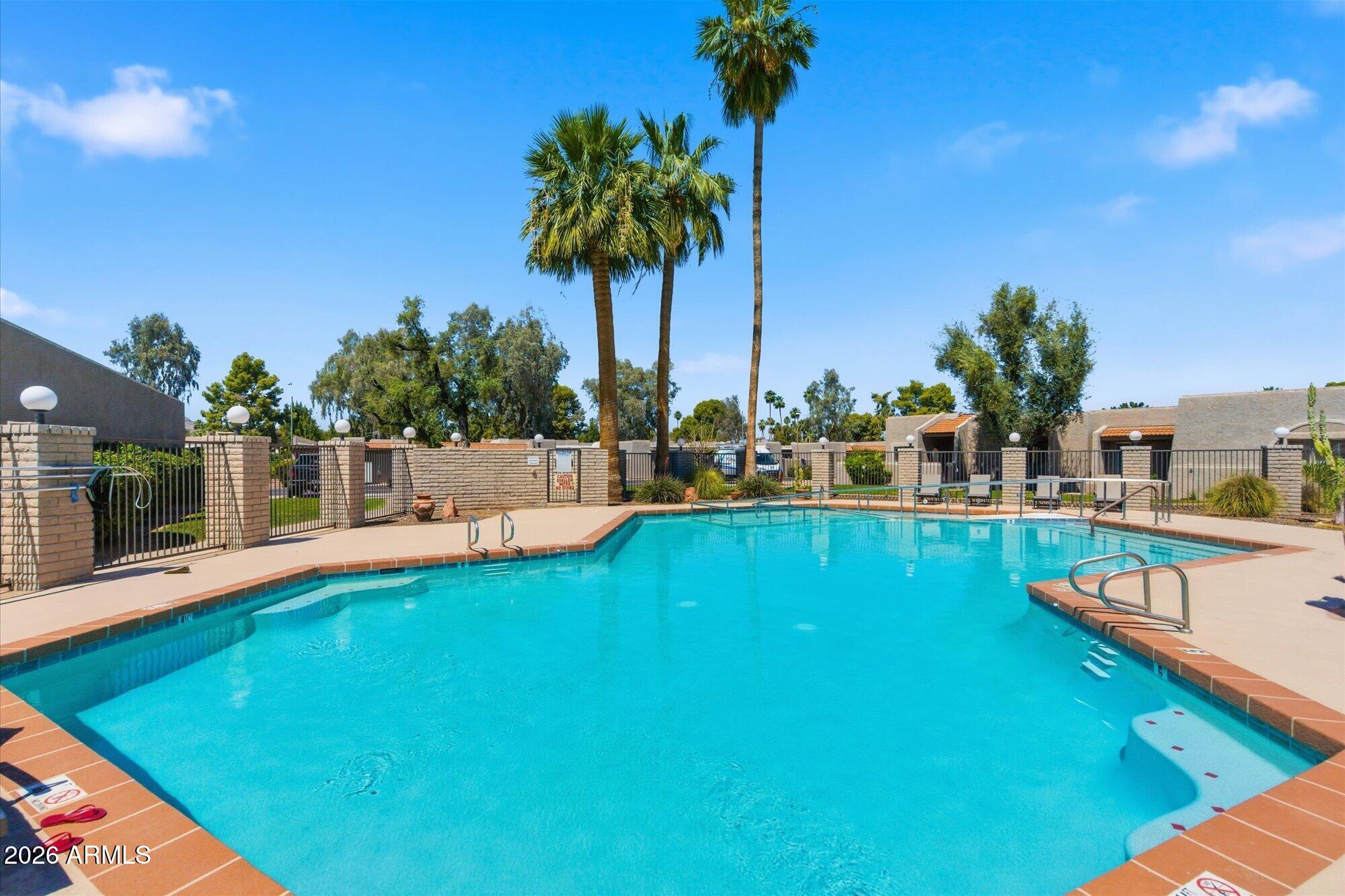 7113 N VIA DE PAESIA --