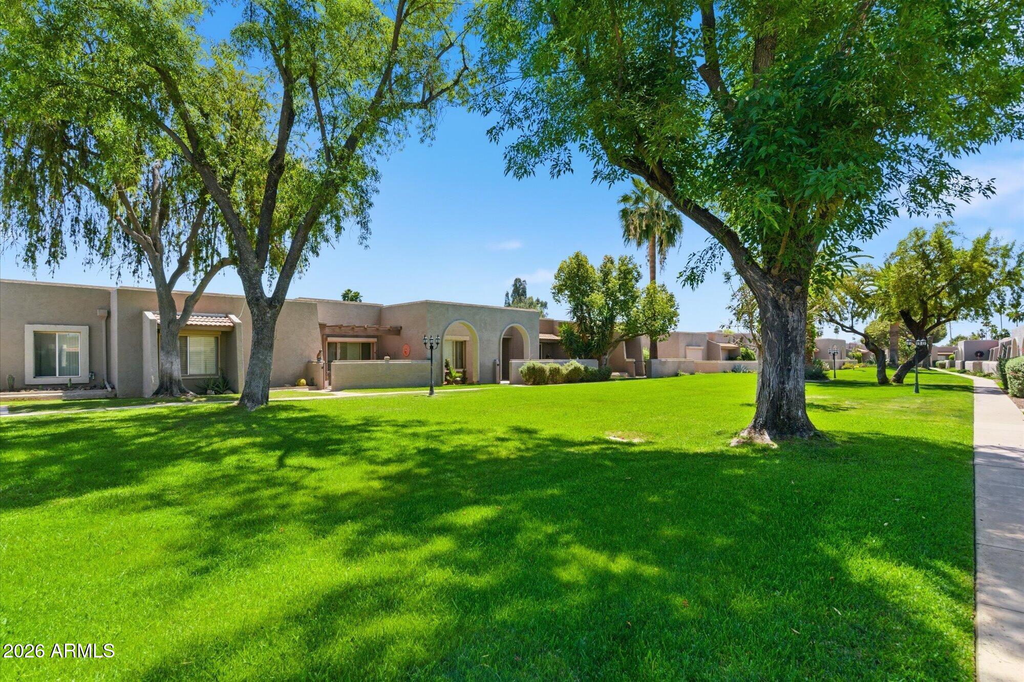 7113 N VIA DE PAESIA --