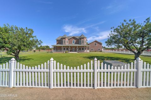 424 E LEHI Road Mesa AZ 85203