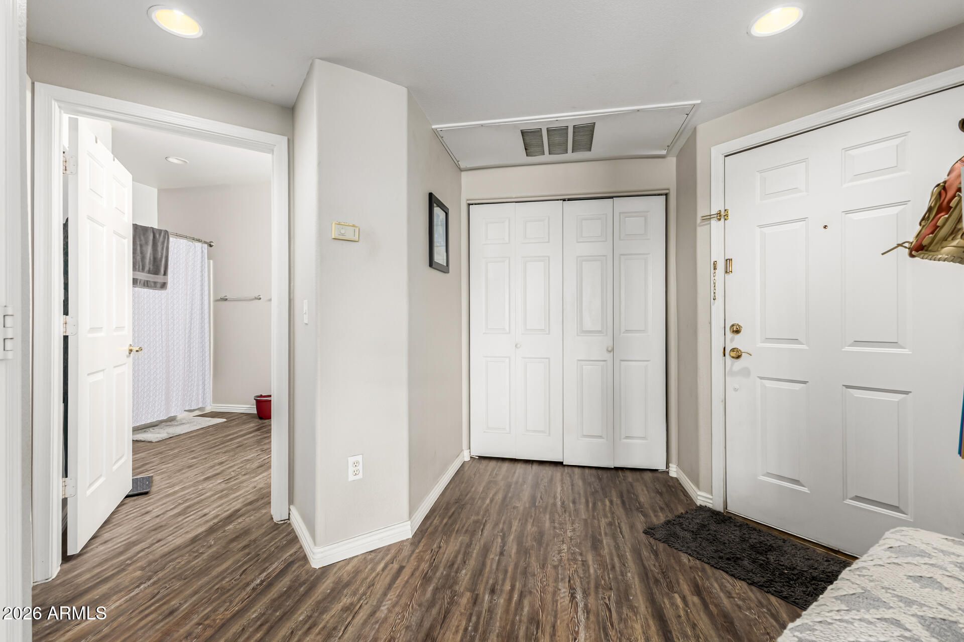 10030 W INDIAN SCHOOL Road 219