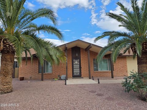 11401 S SHOSHONI Drive Phoenix AZ 85044