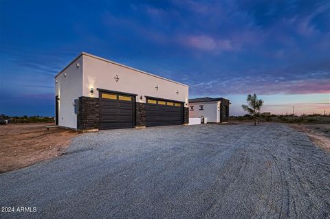 A home in Tonopah