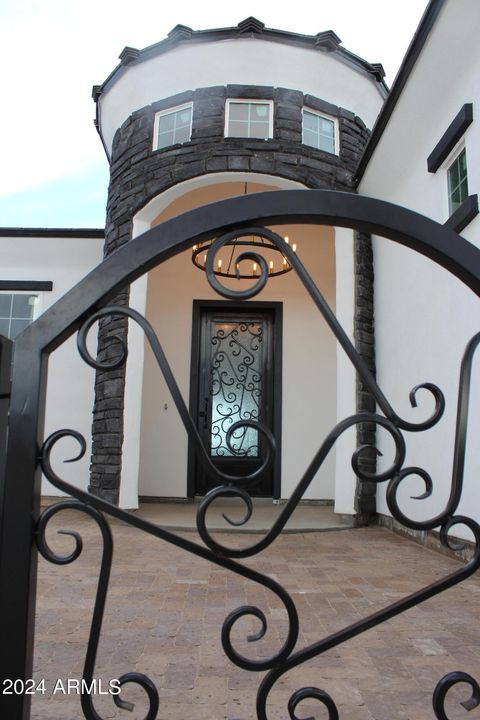 A home in Tonopah