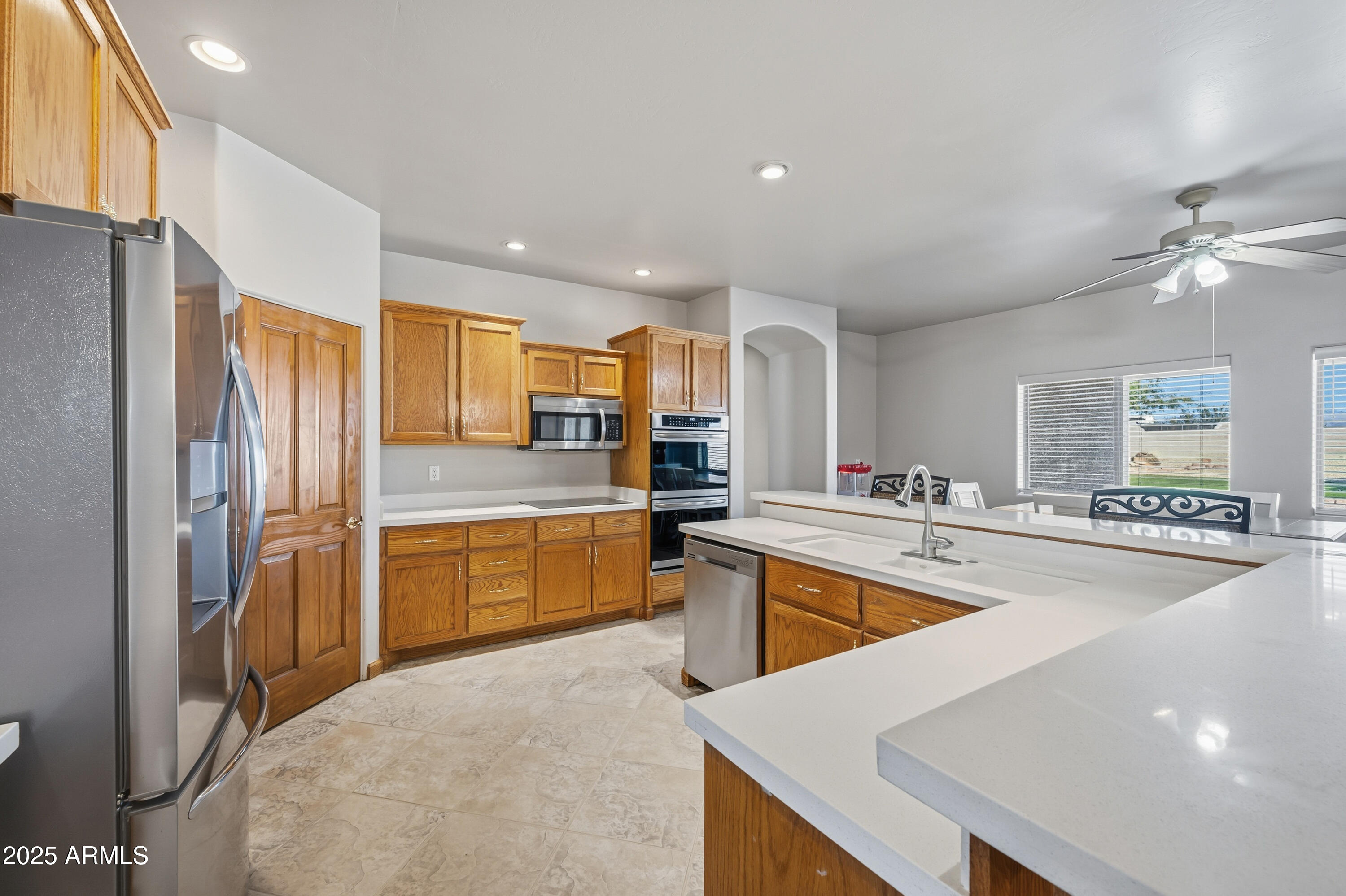 21280 W VISTA ROYALE Drive