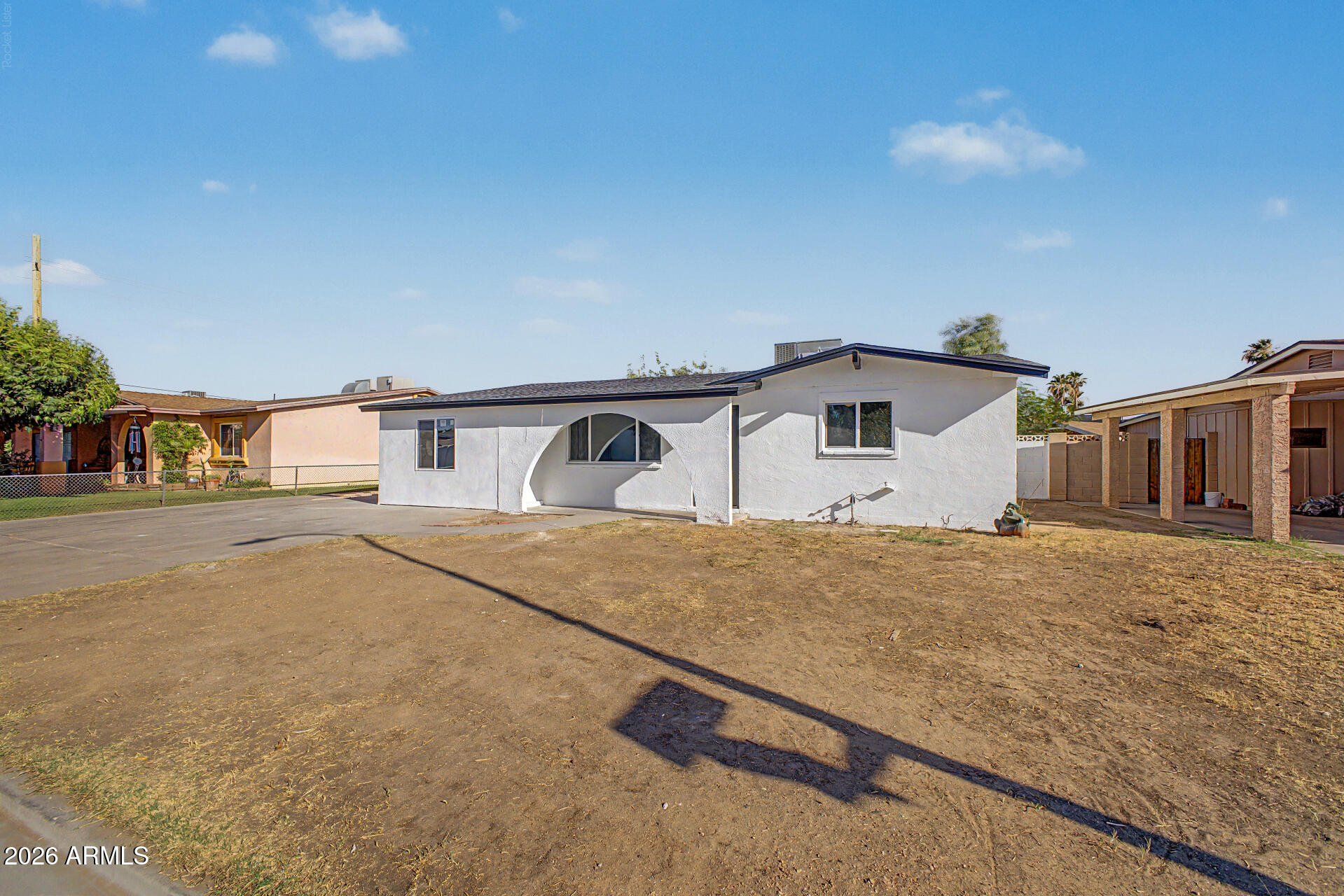 7113 W VERNON Avenue