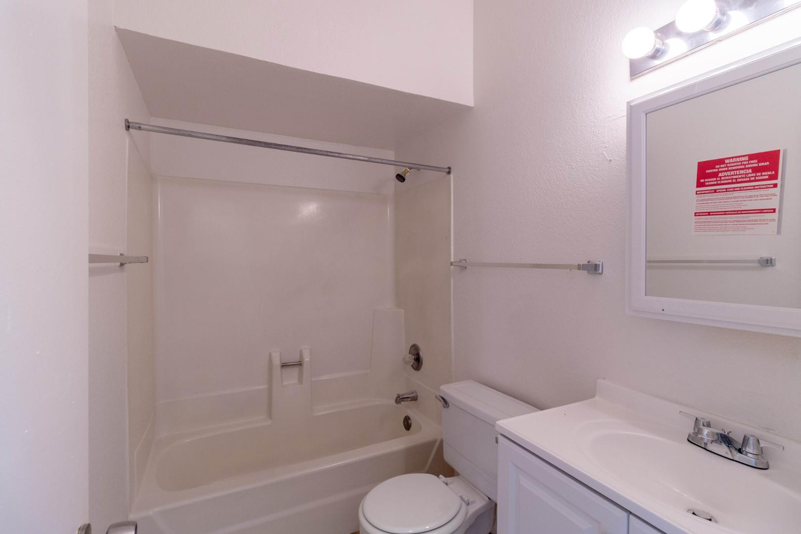 2807 E Le Marche Avenue Apt 103