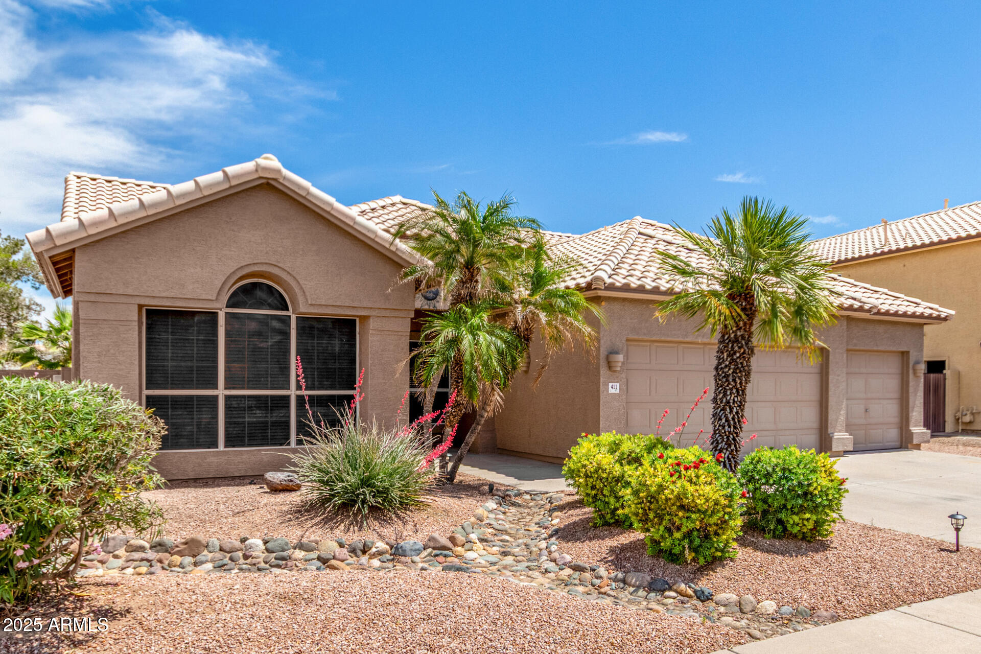 411 N CORDOBA Place