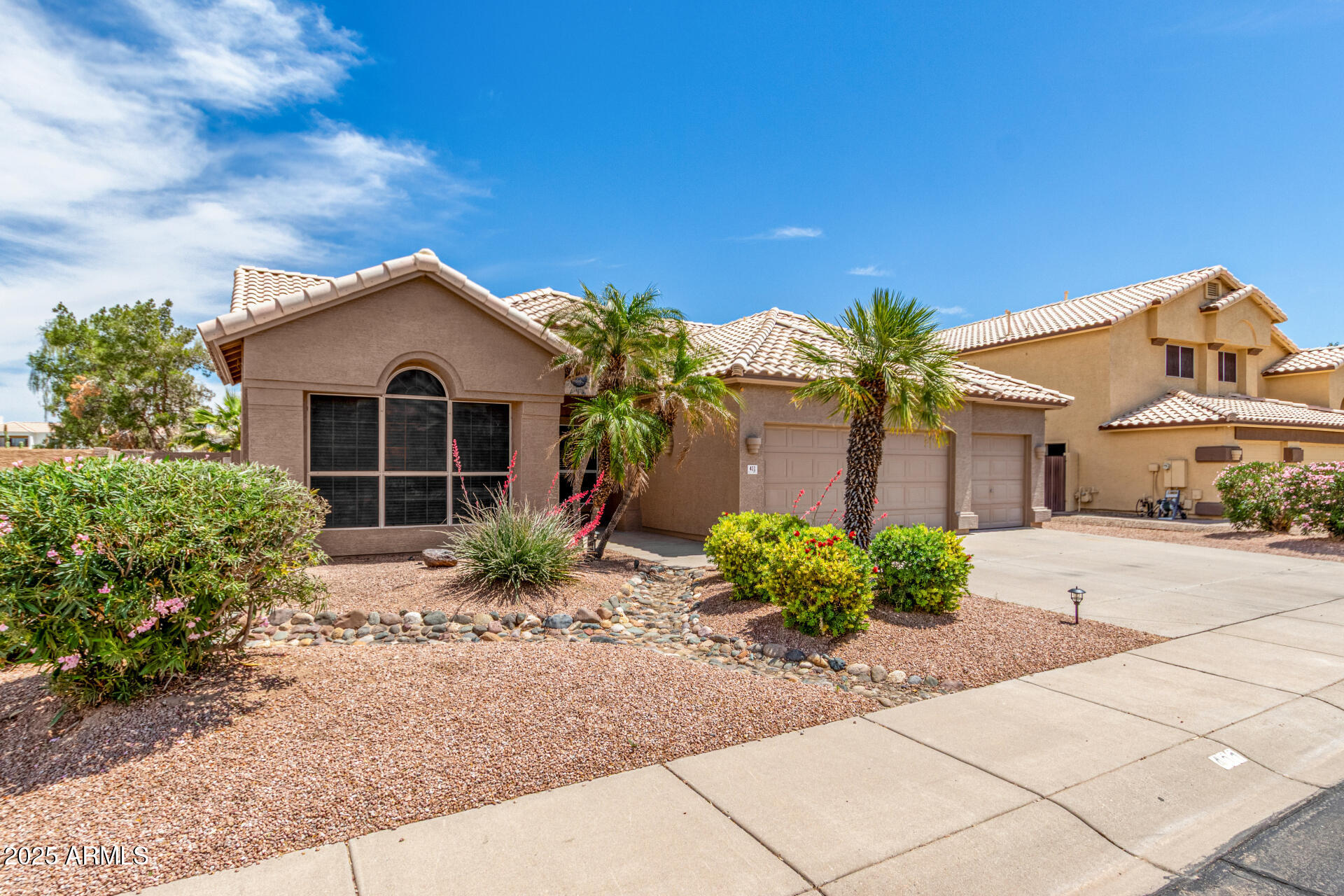 411 N CORDOBA Place