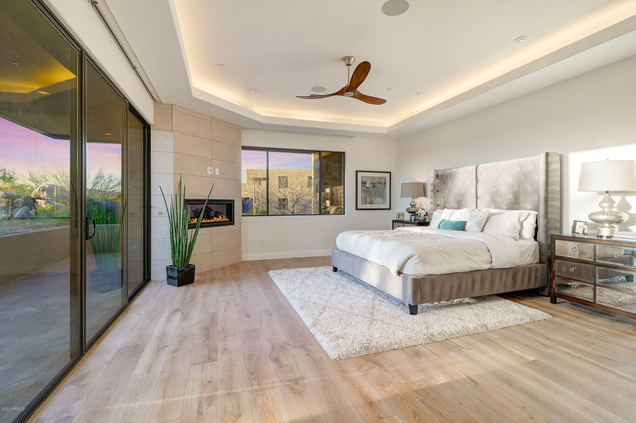 BOULDERS - Residential