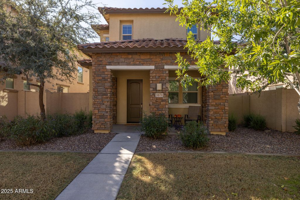 Photo of 3674 E Trinity Lane, Chandler, AZ 85286 (MLS # 6953294)