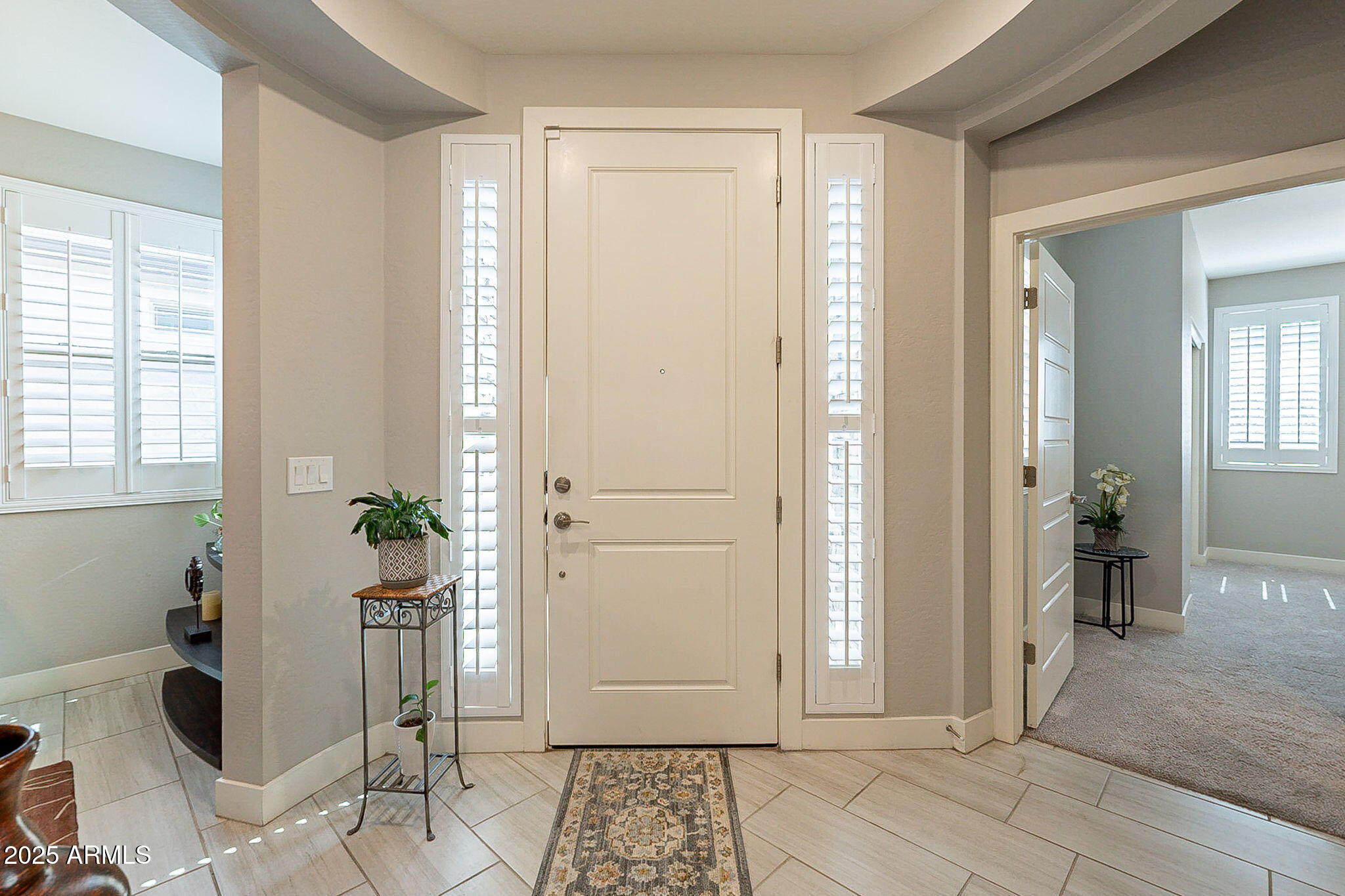 Homes 2 1476 W SONOQUI Boulevard