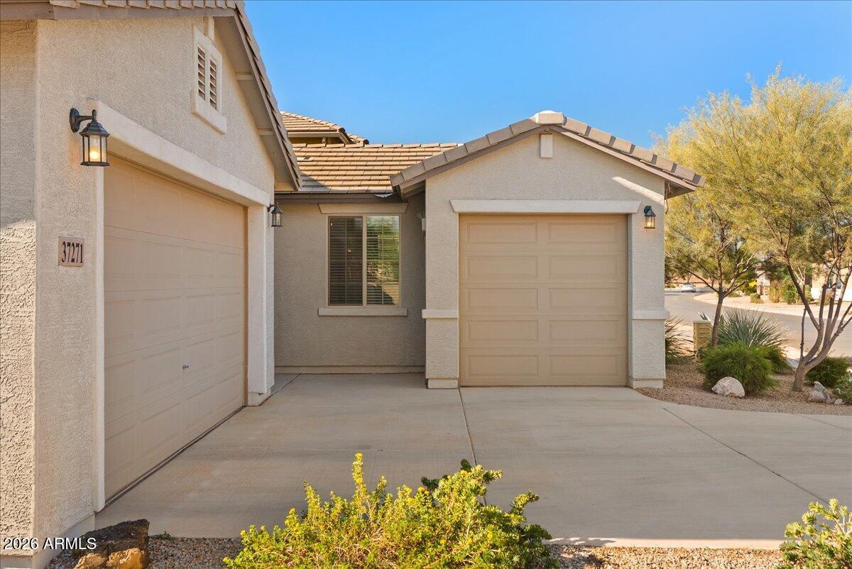 Properties 1 37271 W MONDRAGONE Lane