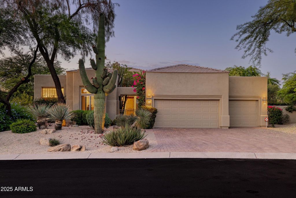 Photo of 29121 N 111th Street, Scottsdale, AZ 85262 (MLS # 6887954)