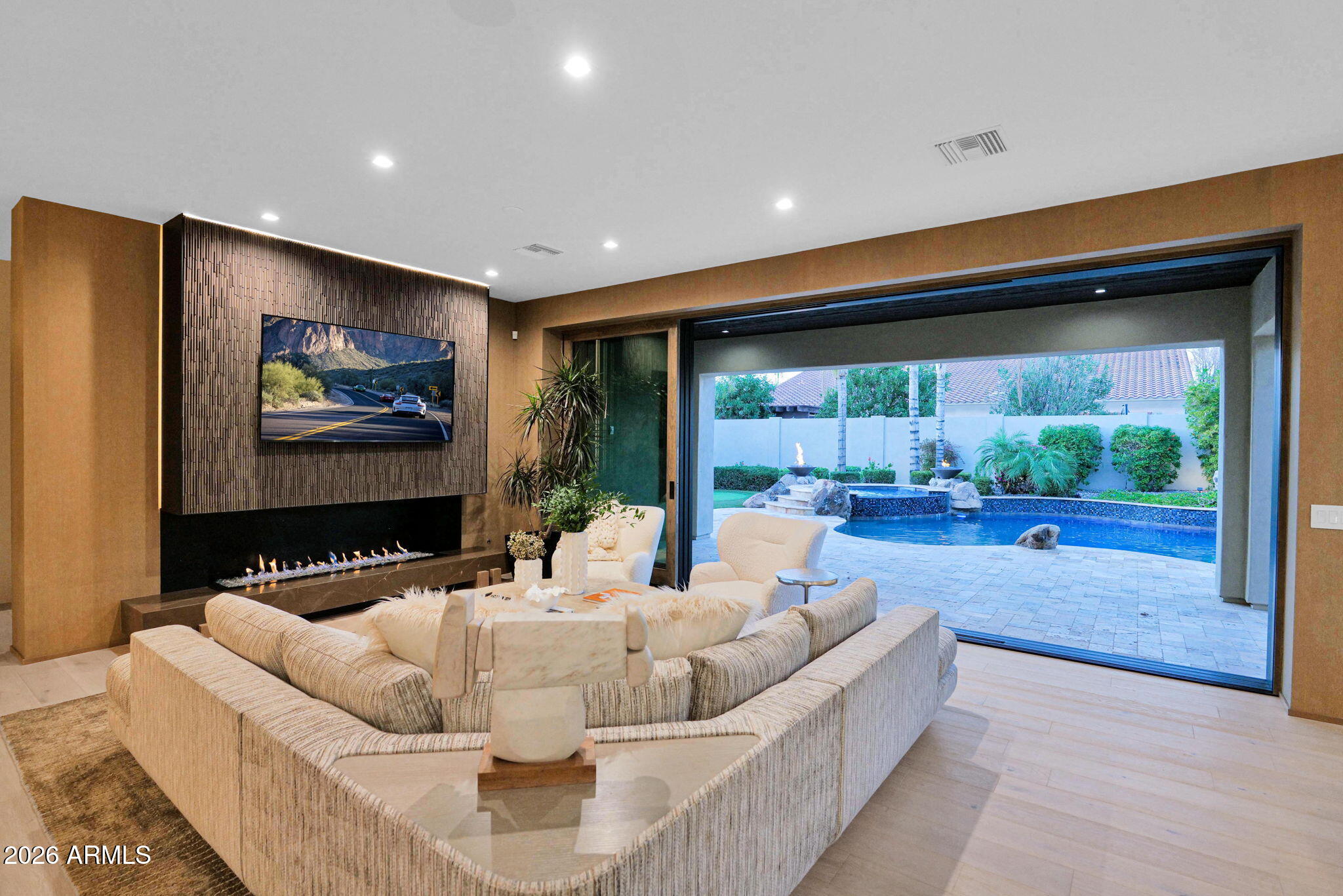 3434 E SAN CARLOS Place