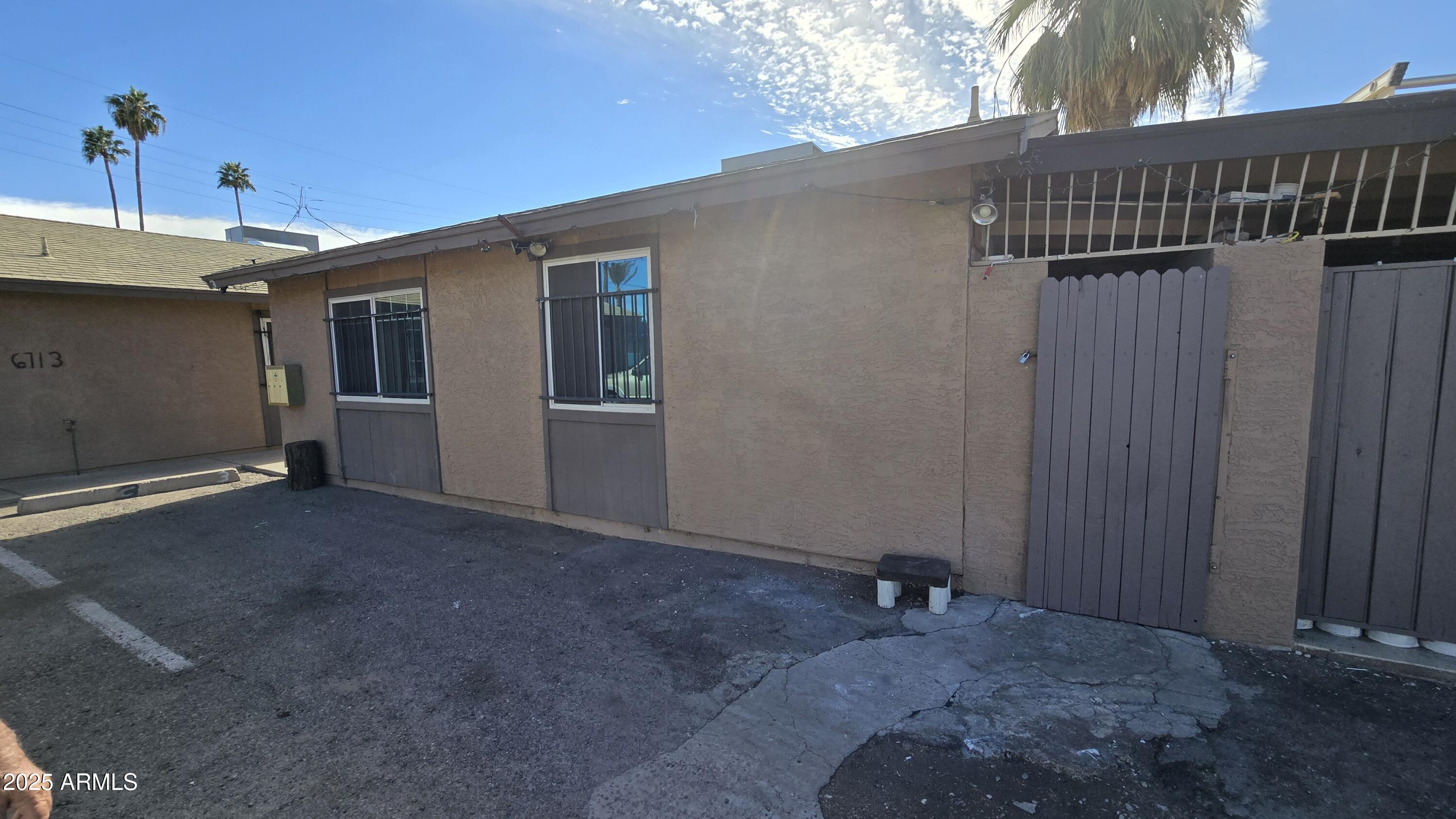 WILSHIRE MANOR UNIT 2 - Residential Income