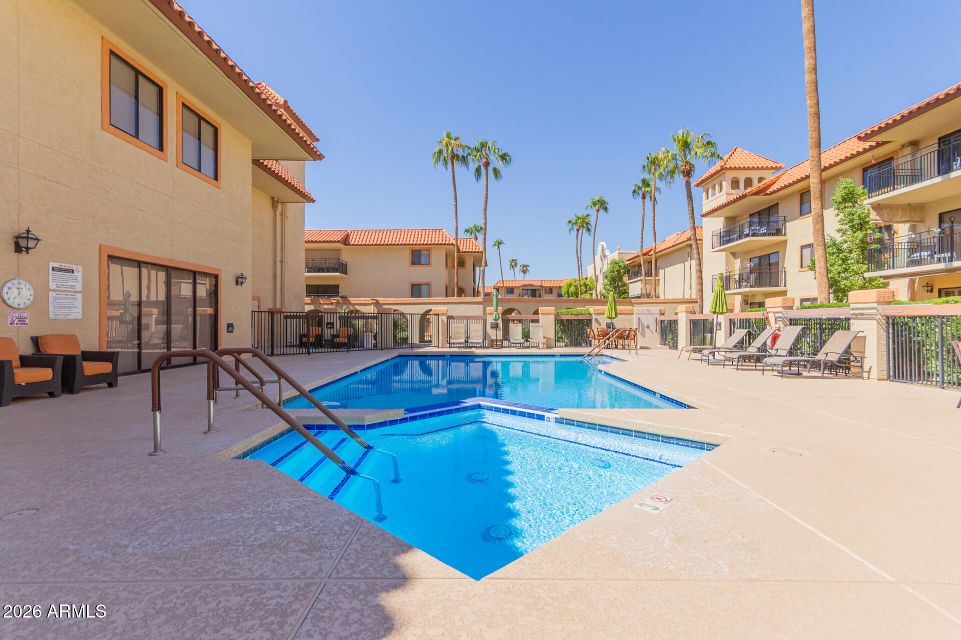 10330 W THUNDERBIRD Boulevard B110