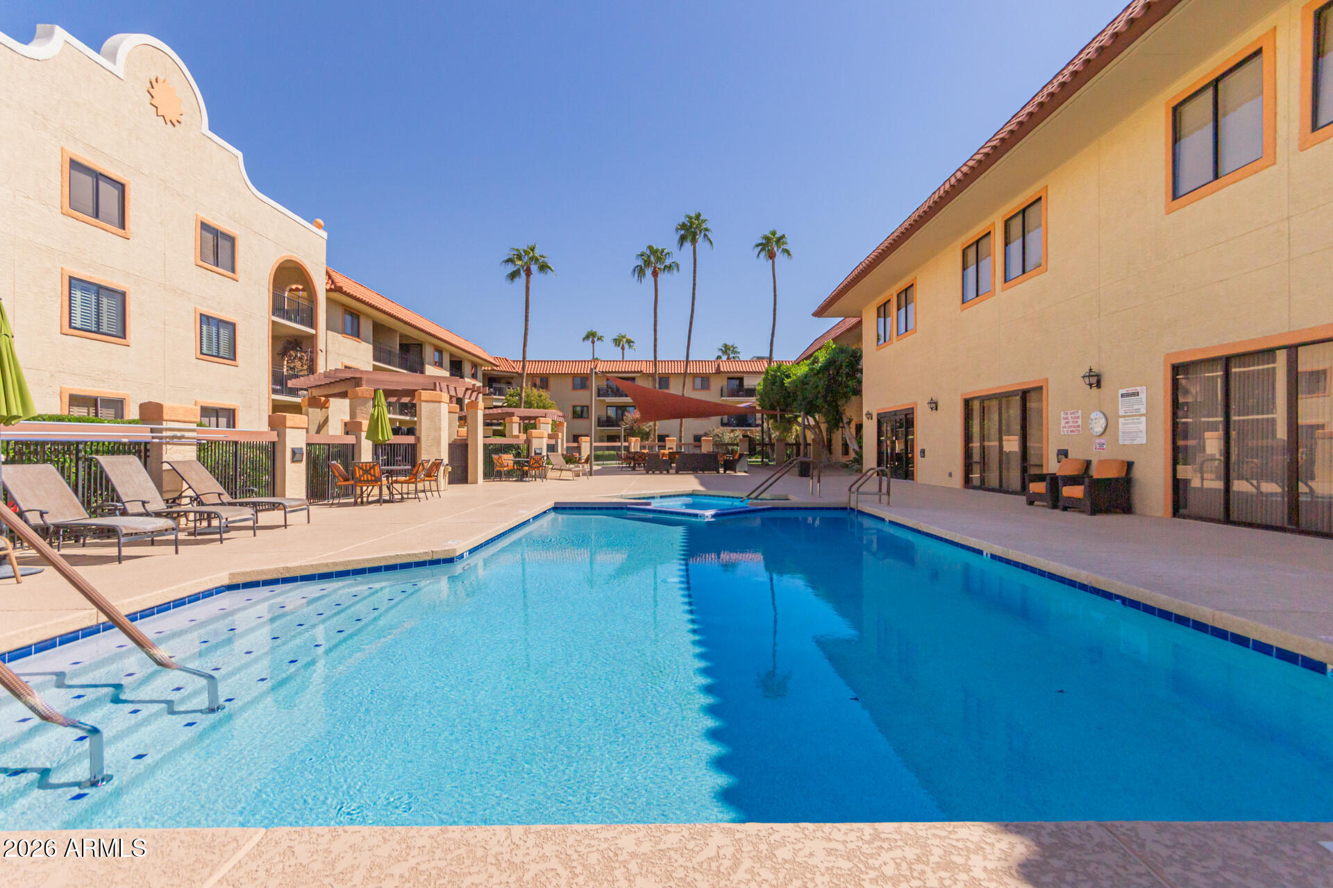 10330 W THUNDERBIRD Boulevard B110