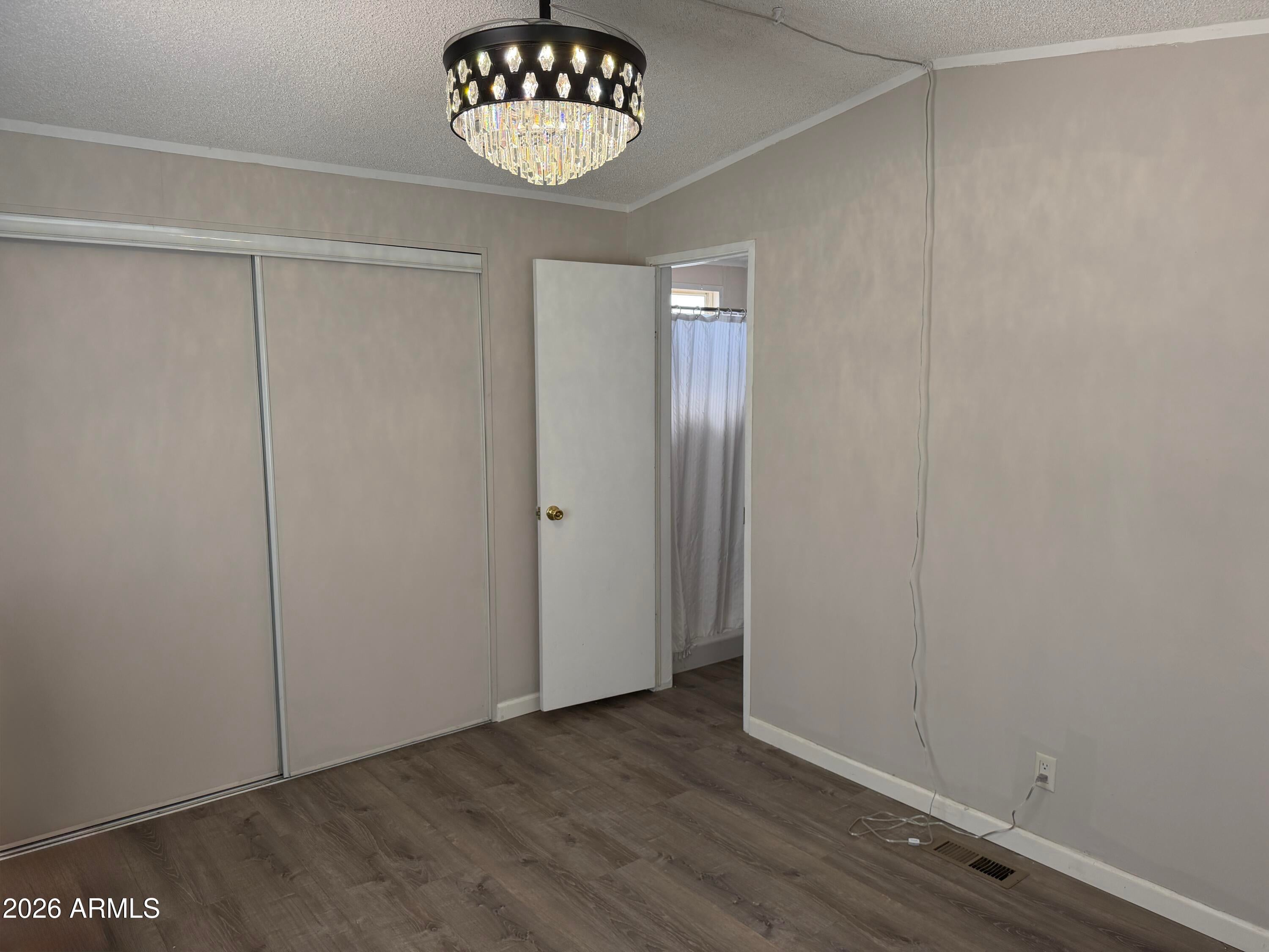 1804 W TEPEE Street 43