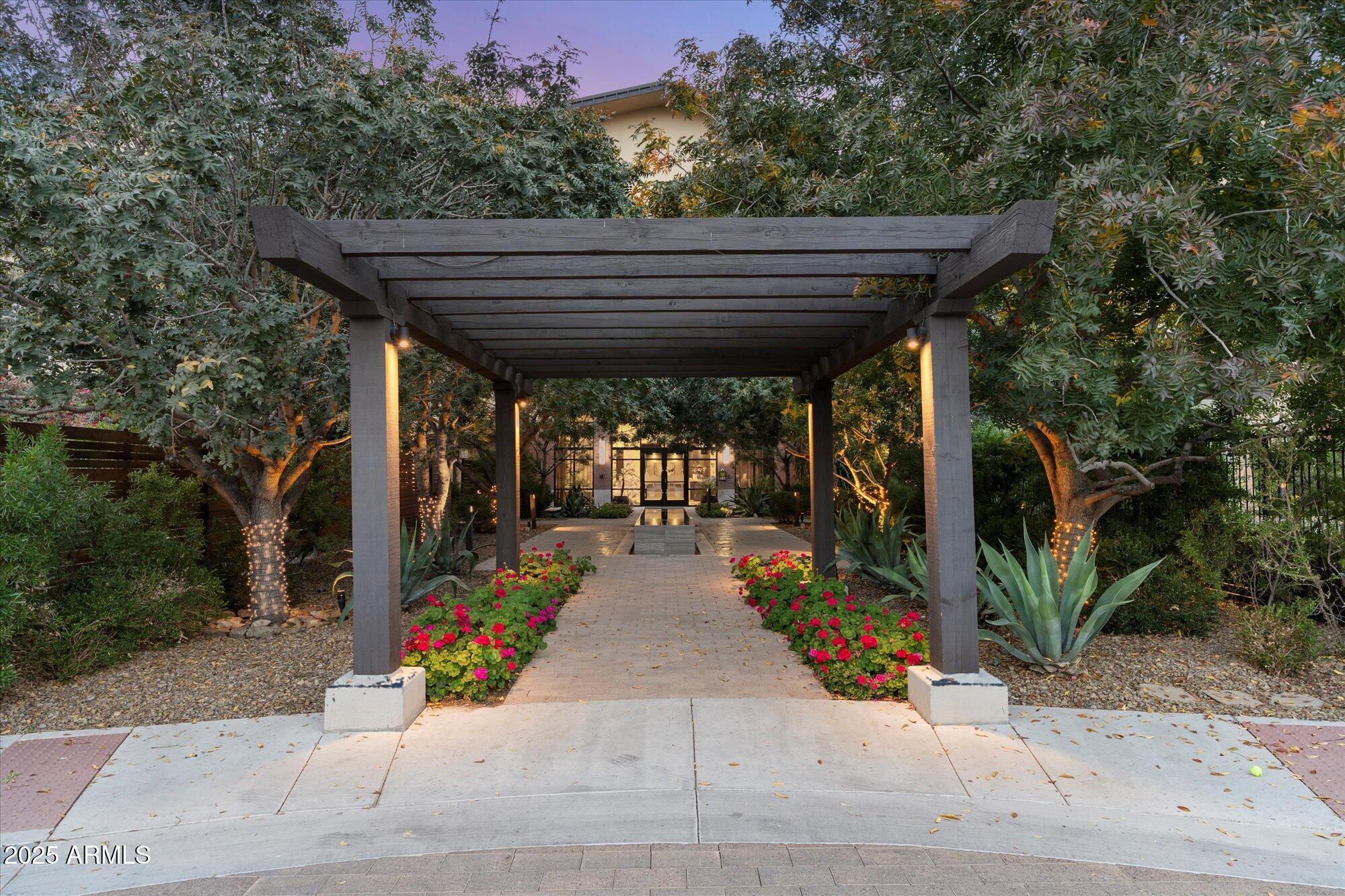 6166 N SCOTTSDALE Road C2003