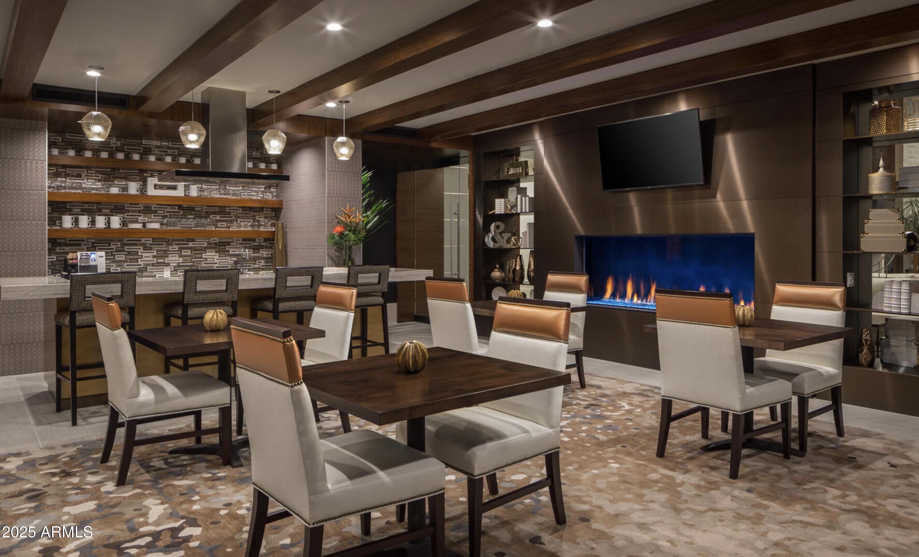 6166 N SCOTTSDALE Road C2003