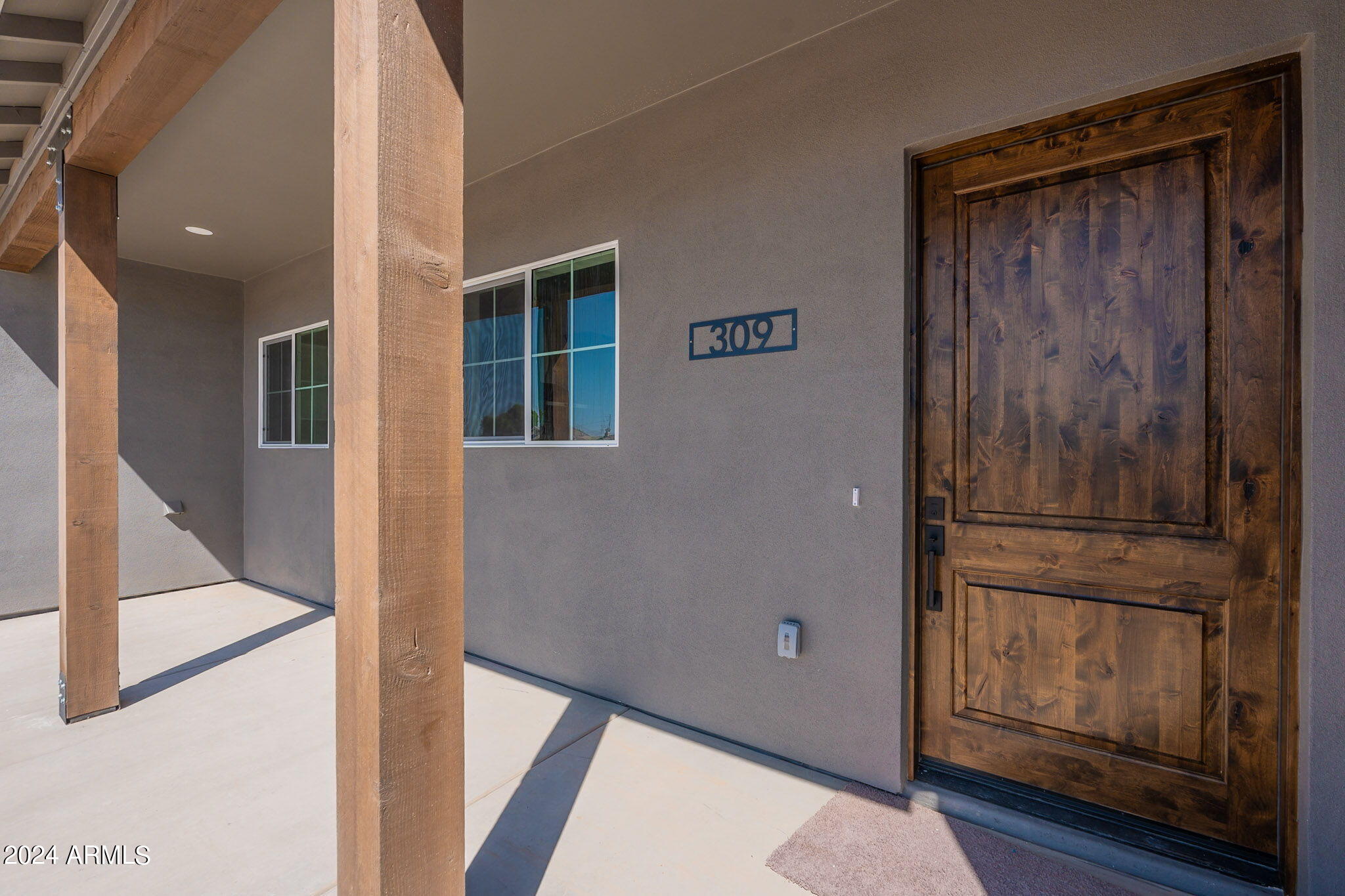 2407 E Eden Court